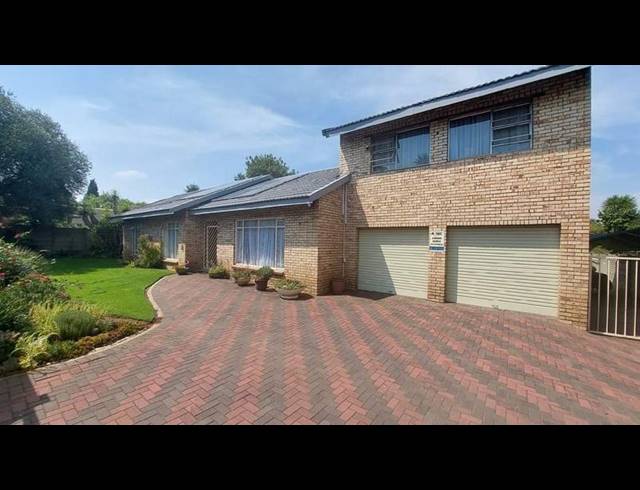 3 BEDROOM HOUSE FOR SALE IN VANDERBIJLPARK SE 4